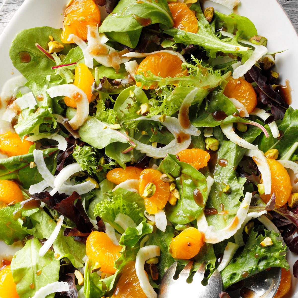 Top Christmas Salads: Seasonal Ingredients for a Vibrant Feast
